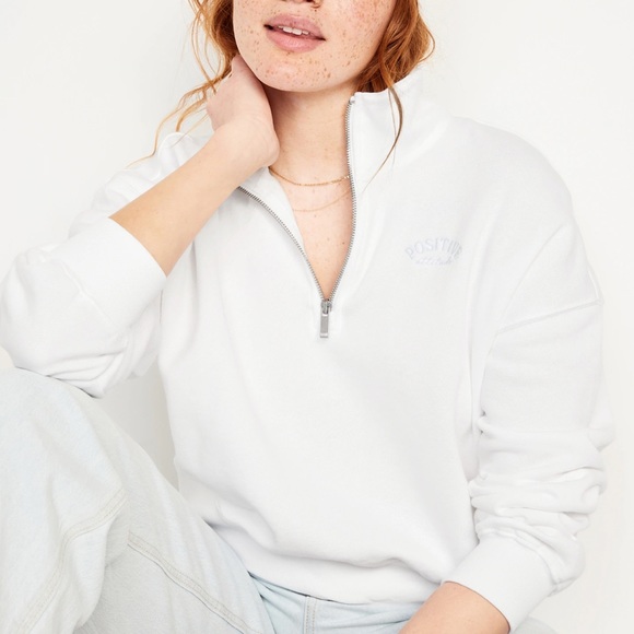 NWT OLD NAVY Fleece 1/2-Zip Cropped Pullover Color: White Lilies half-zip front - Picture 4 of 6